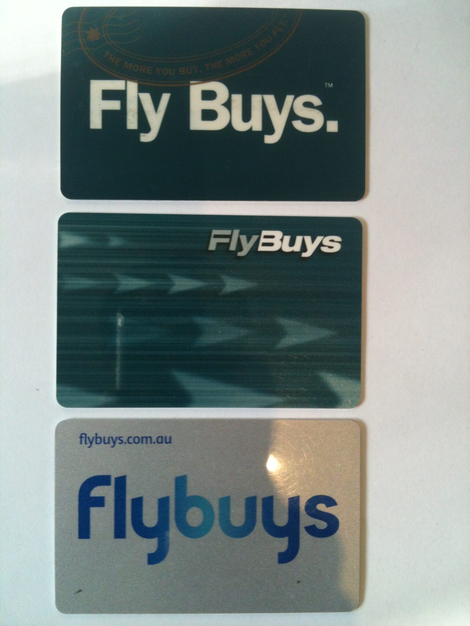 Three_generations_of_fly_buys_cards